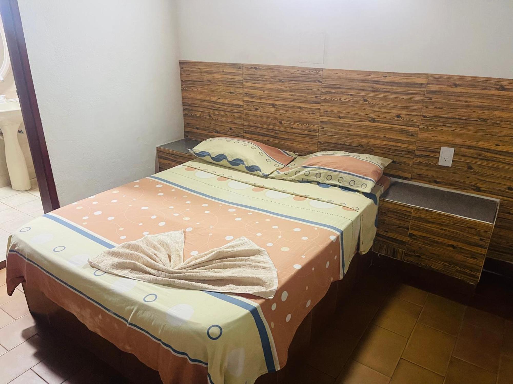 Hotel Brisas Del Mar 2022 Катья-ла-Мар Экстерьер фото