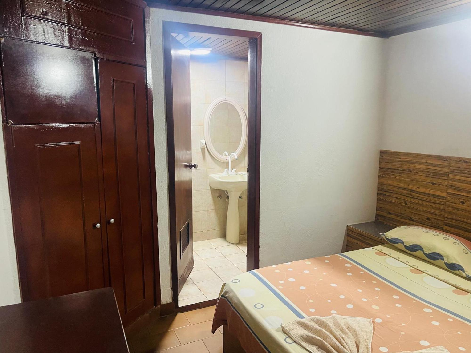 Hotel Brisas Del Mar 2022 Катья-ла-Мар Экстерьер фото