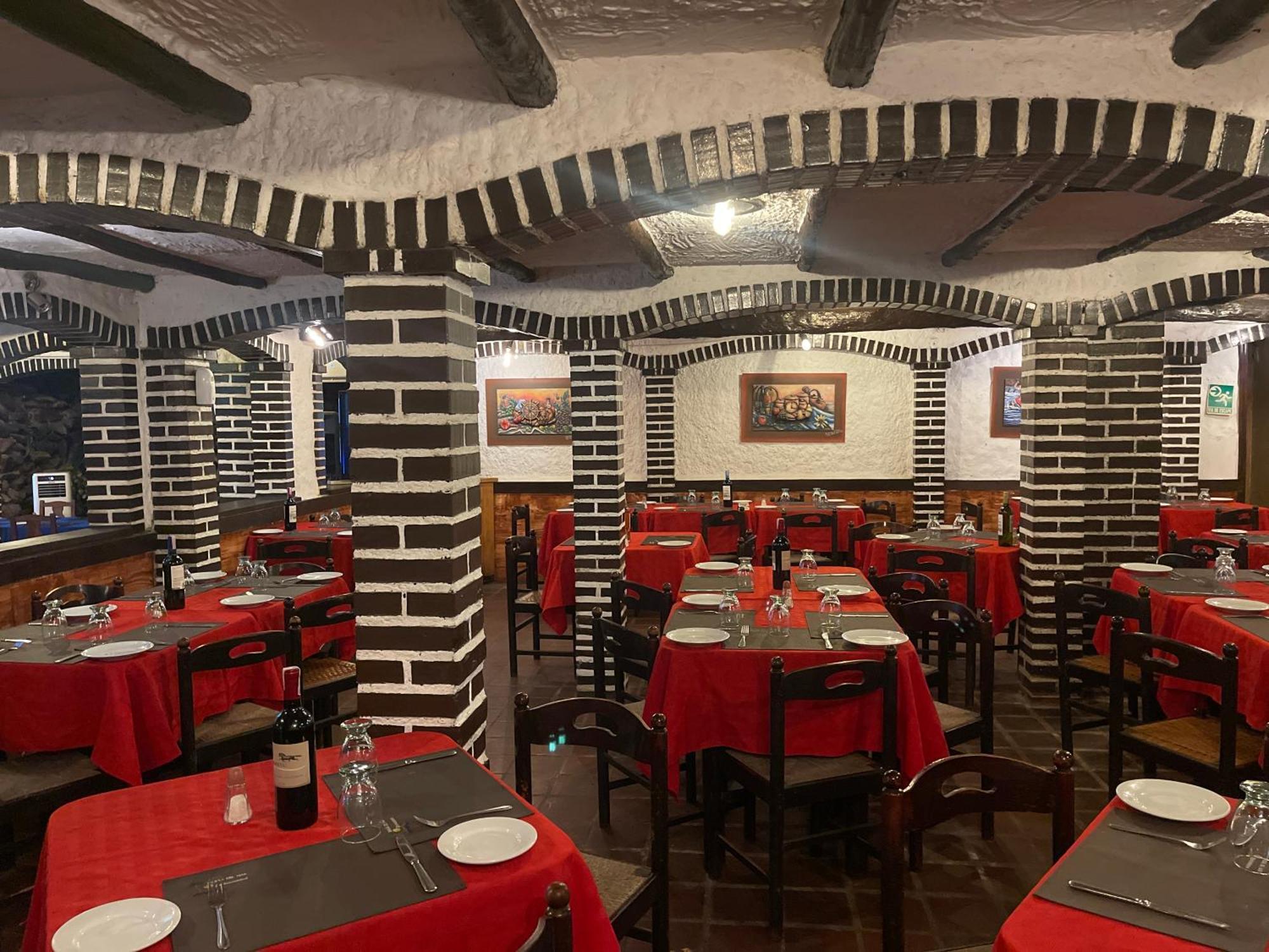 Hotel Brisas Del Mar 2022 Катья-ла-Мар Экстерьер фото